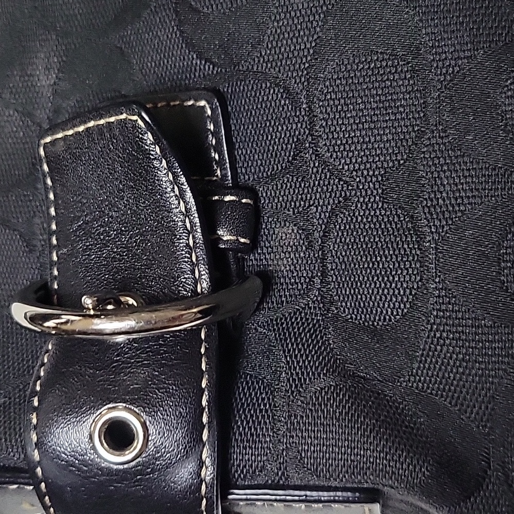 Y2K Coach Signature Shoulder Bag - Picture 3 of 11